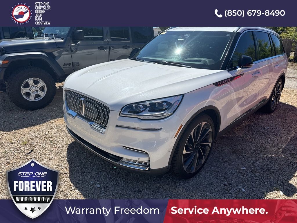 White 2020 Lincoln Aviator Reserve AWD SUV / Crossover All-Wheel Drive Automatic