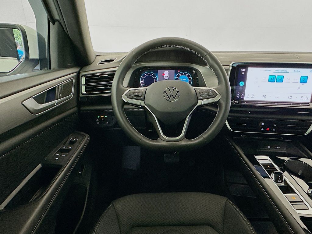 Thumbnail: 2024 Volkswagen Atlas - 23