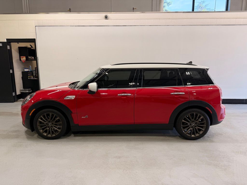 Thumbnail: 2020 MINI Cooper Clubman - 2