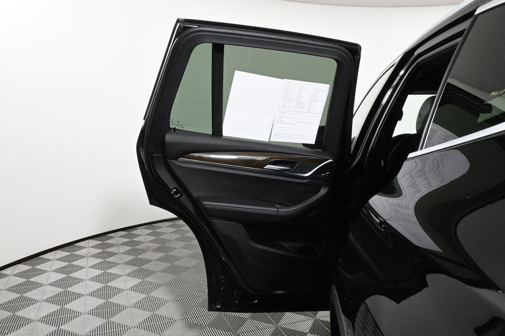 2022 BMW X3 xDrive30i 32