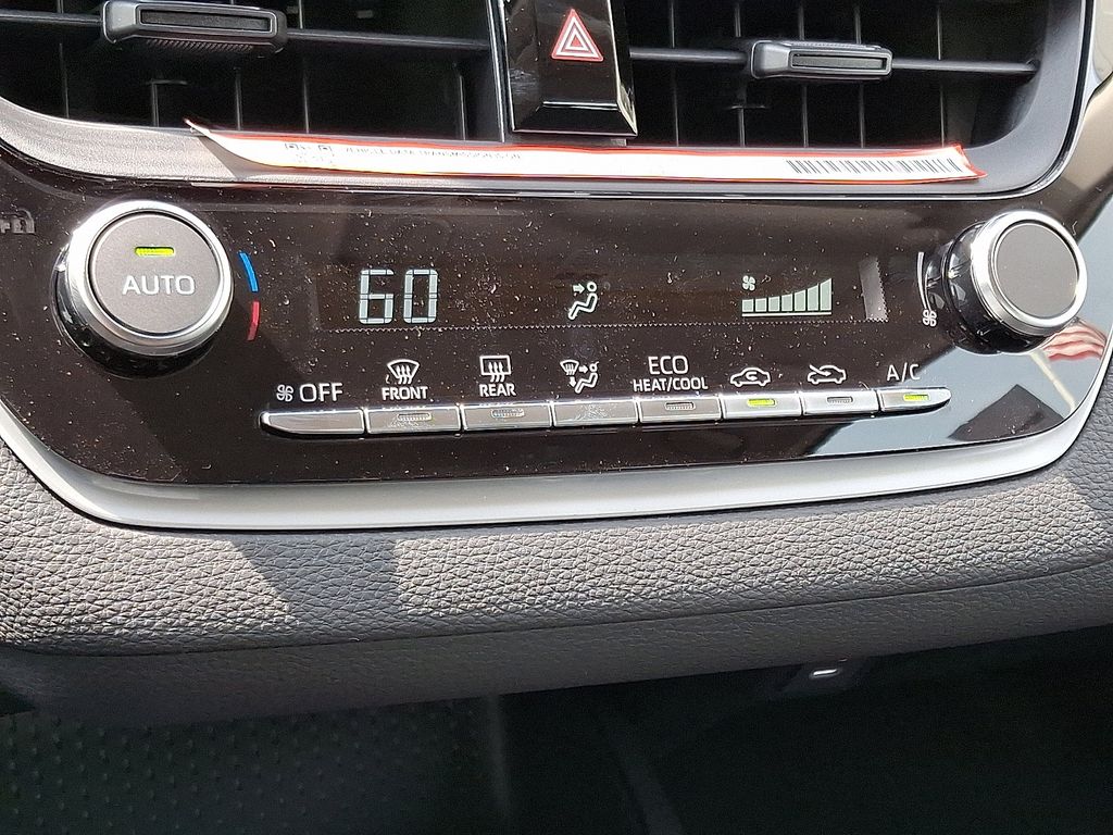 2025 Toyota Corolla LE 11