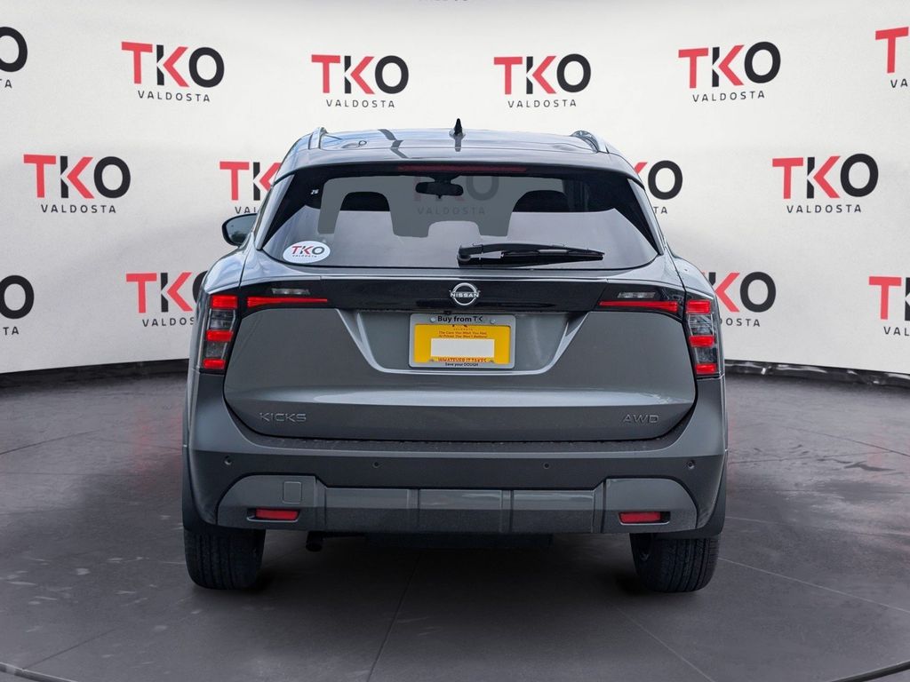 New 2026 Nissan Kicks SUV