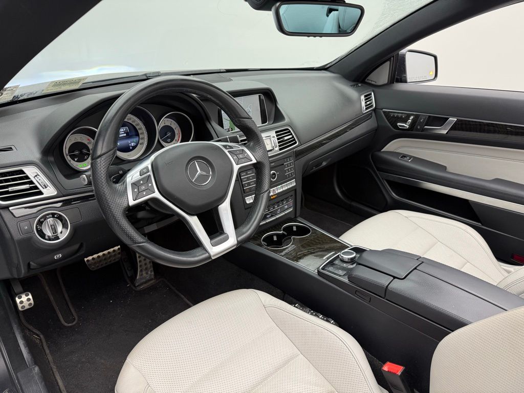 Thumbnail: 2016 Mercedes-Benz E-Class - 4