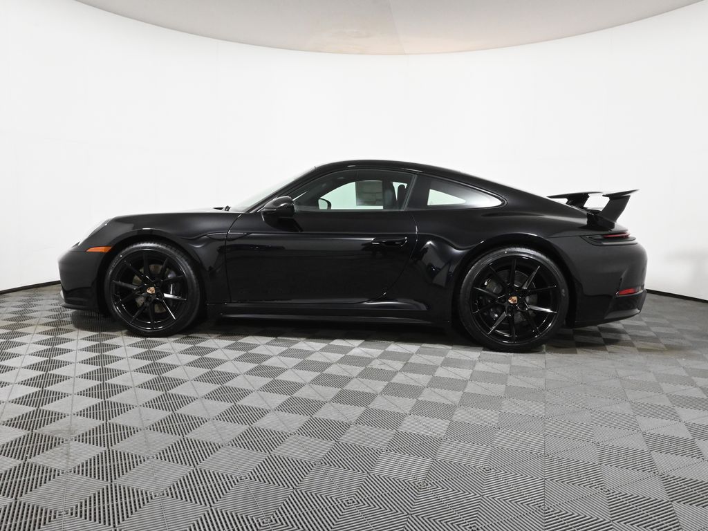 Thumbnail: 2026 Porsche 911 - 2