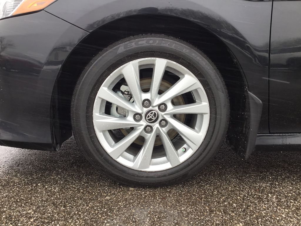 Thumbnail: 2024 Toyota Camry - 9