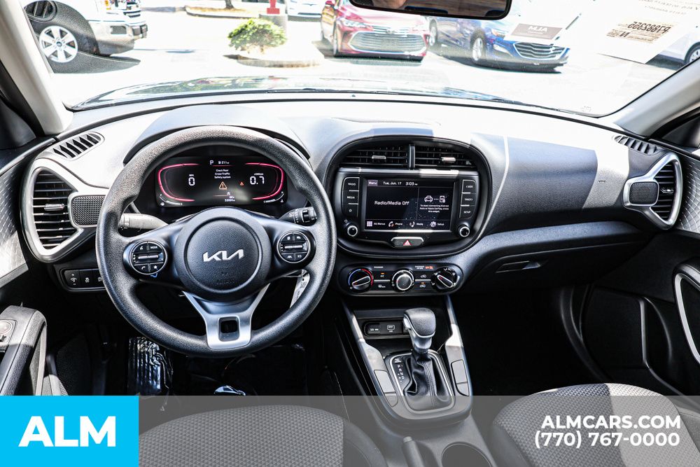 2023 Kia Soul LX photo 24