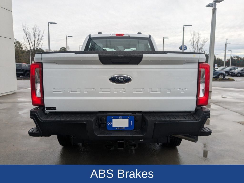 2025 Ford F-250 Super Duty XL