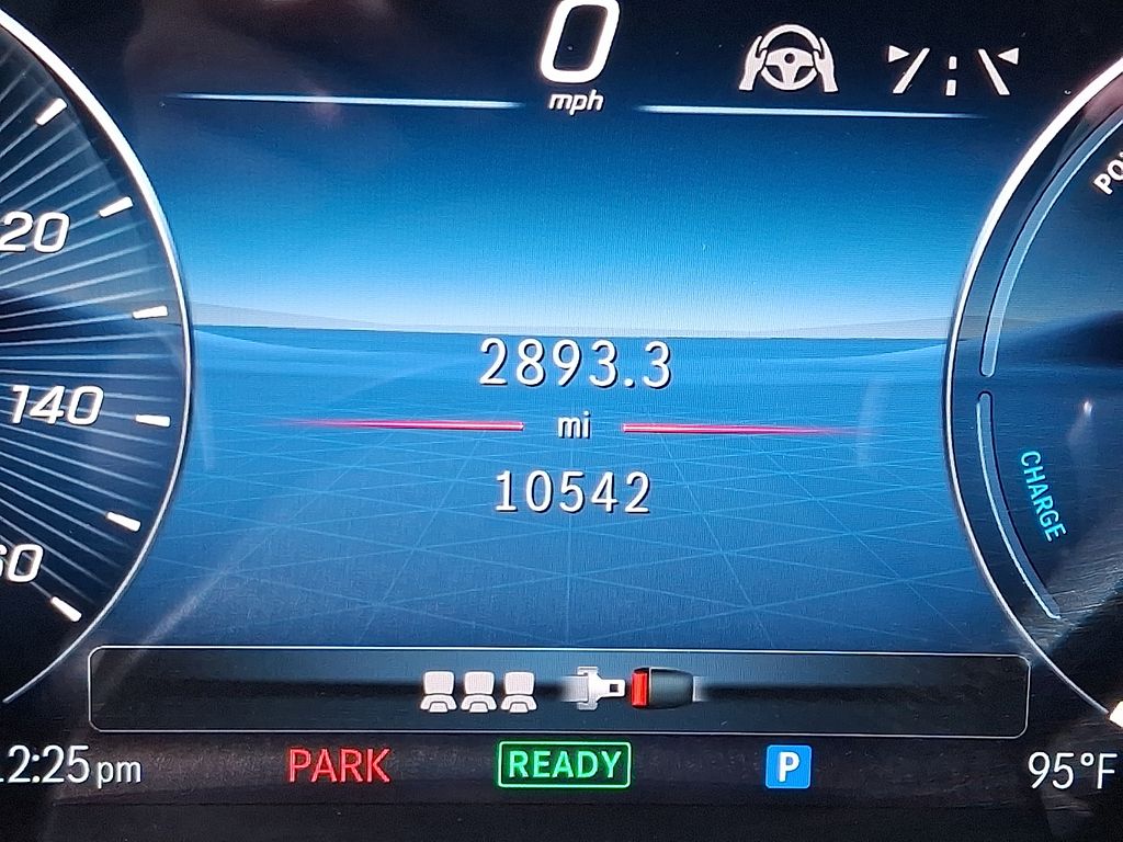 Thumbnail: 2025 Mercedes-Benz GLE - 21