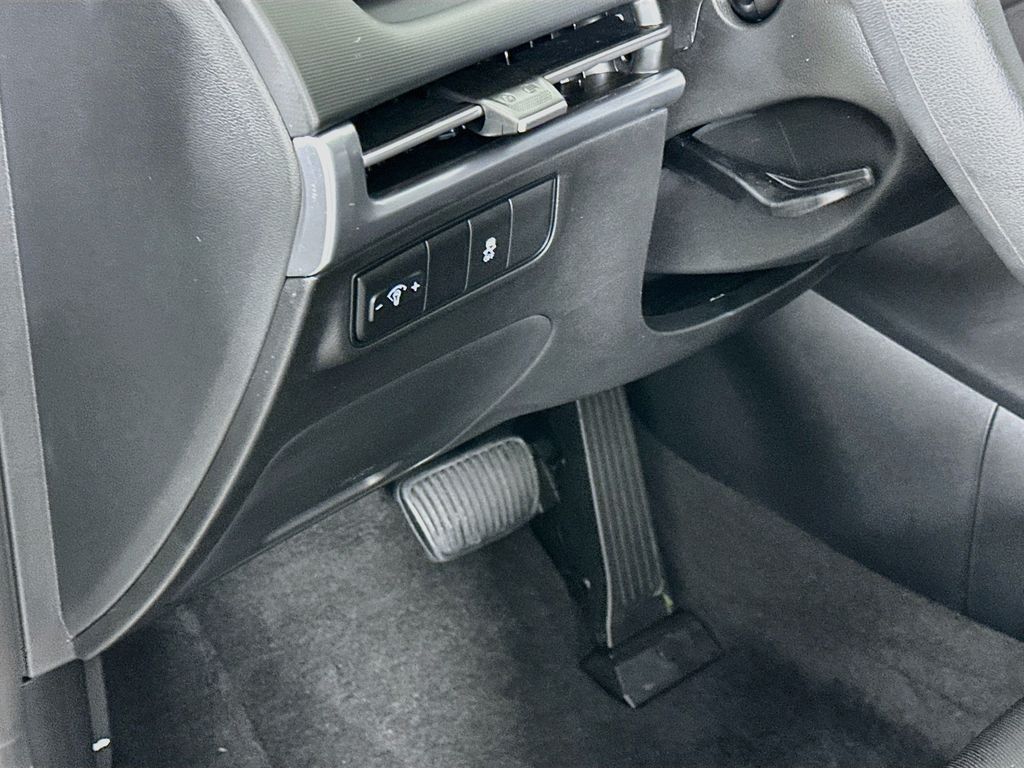 Thumbnail: 2025 Hyundai Tucson - 10