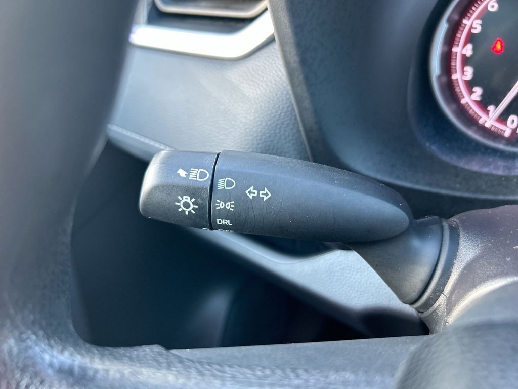 Thumbnail: 2025 Toyota RAV4 - 19