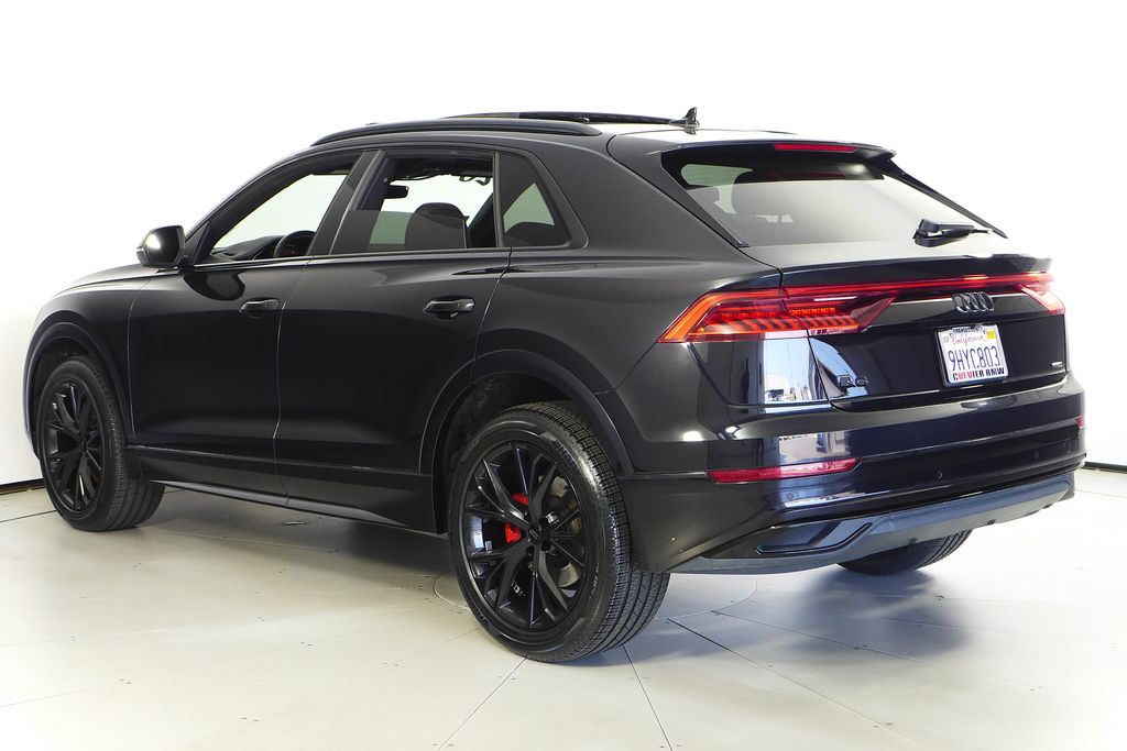 Thumbnail: 2020 Audi Q8 - 9