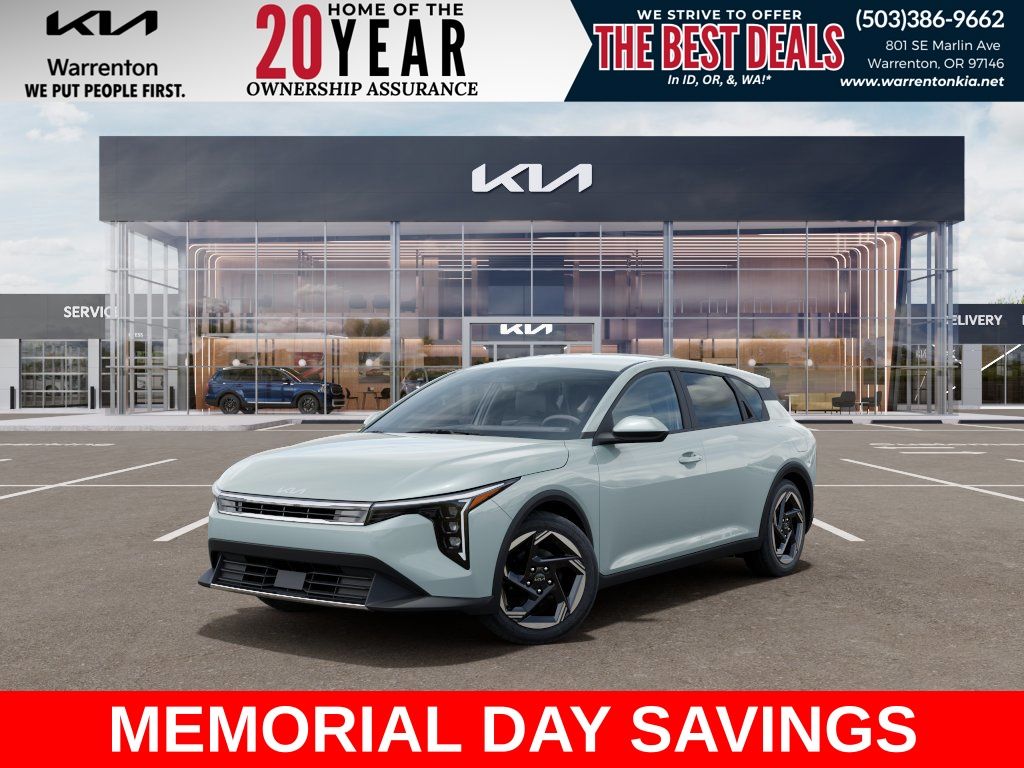  Kia K4 Hatchback