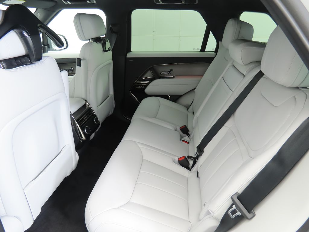 Thumbnail: 2025 Land Rover Range Rover Sport - 22