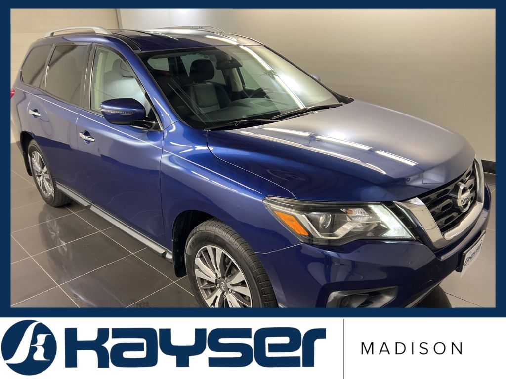 2017 Nissan Pathfinder S