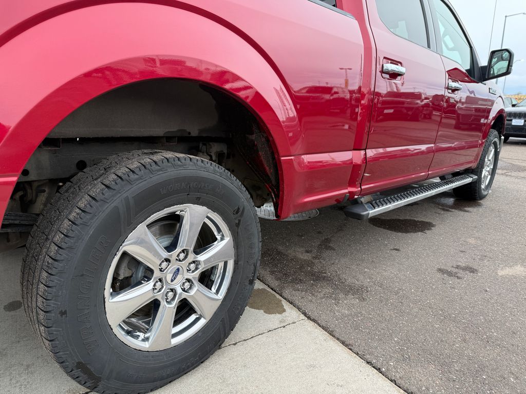 Used 2018 Red Ford XLT image 15