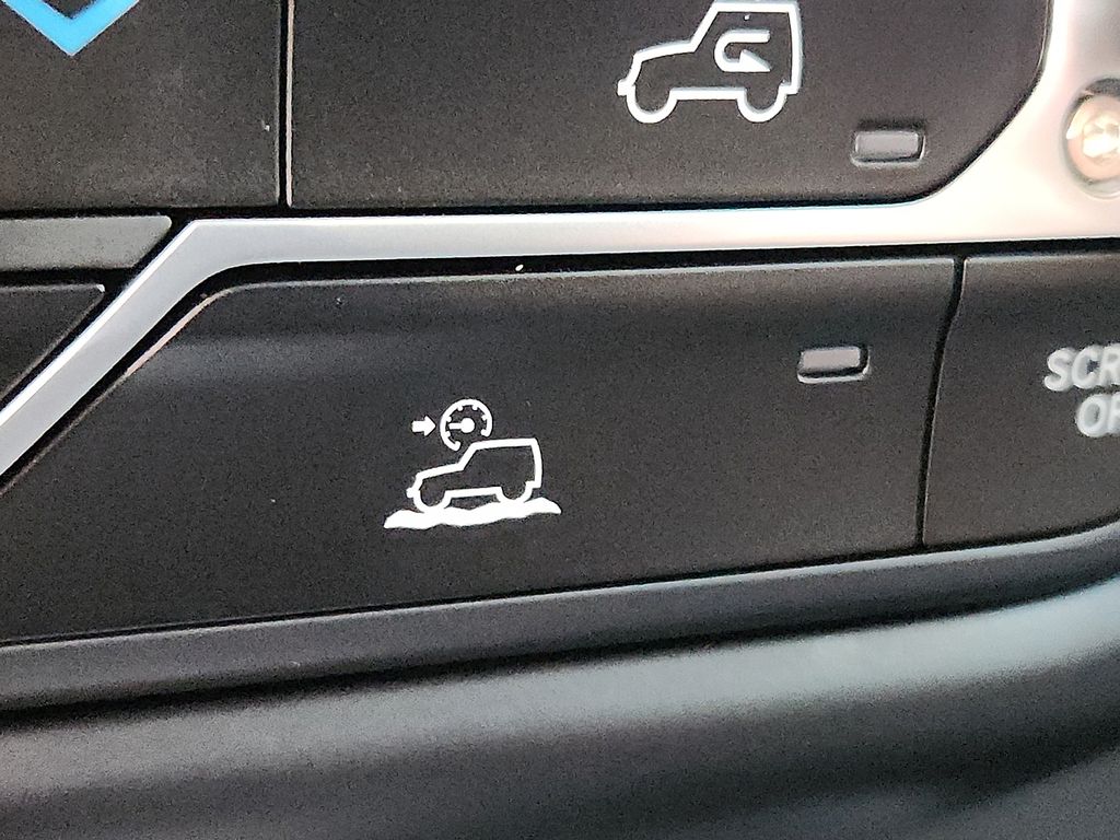 Thumbnail: 2023 Jeep Wrangler - 25