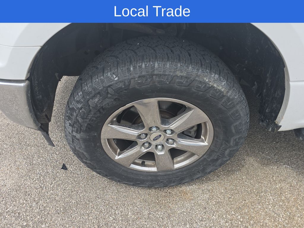 View vehicle photo 4