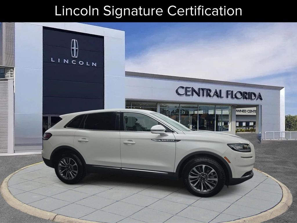 White Metallic 2023 Lincoln Nautilus SUV / Crossover Front-Wheel Drive 8-Speed Automatic