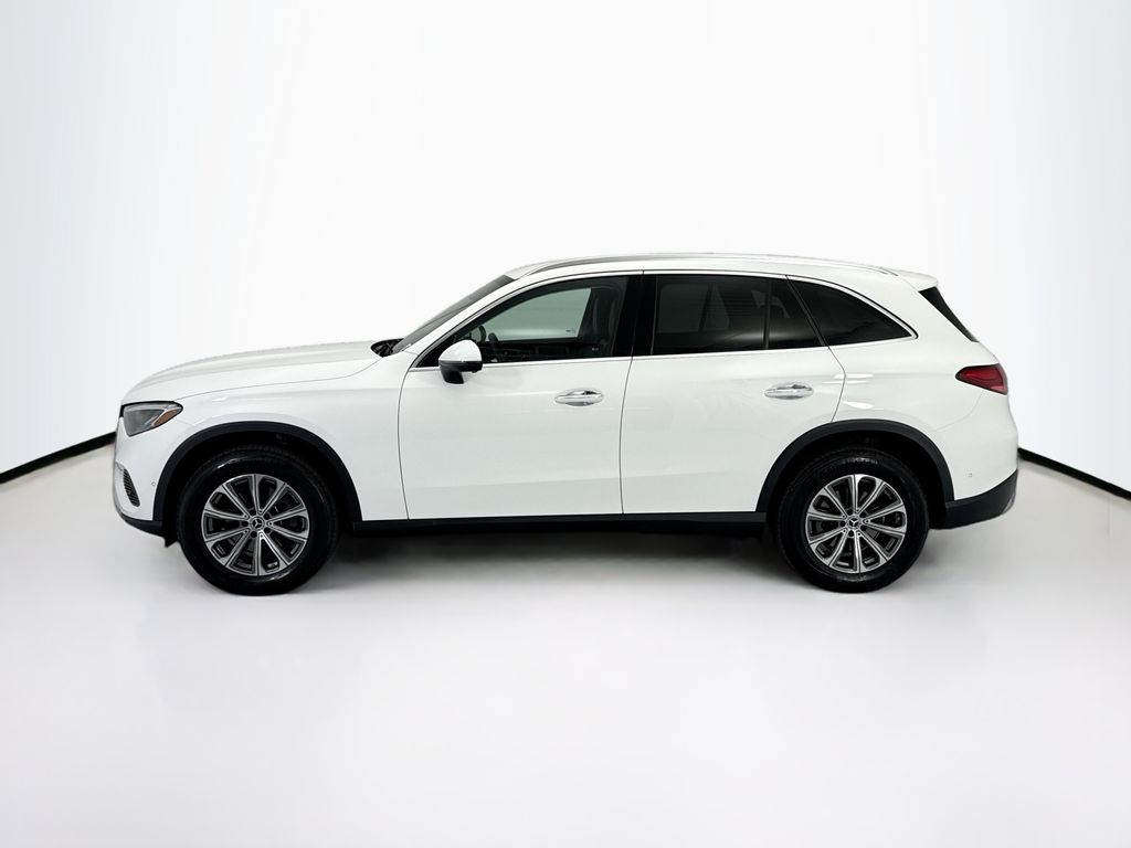 Thumbnail: 2026 Mercedes-Benz GLC - 8