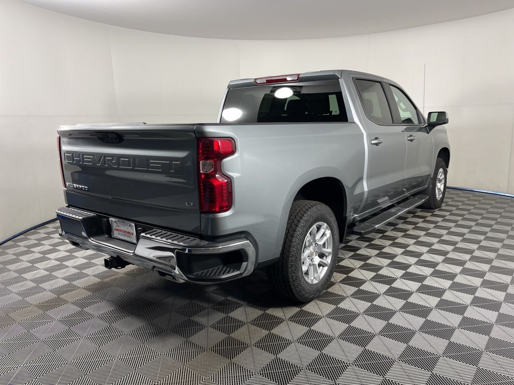 Thumbnail: 2026 Chevrolet Silverado 1500 - 5