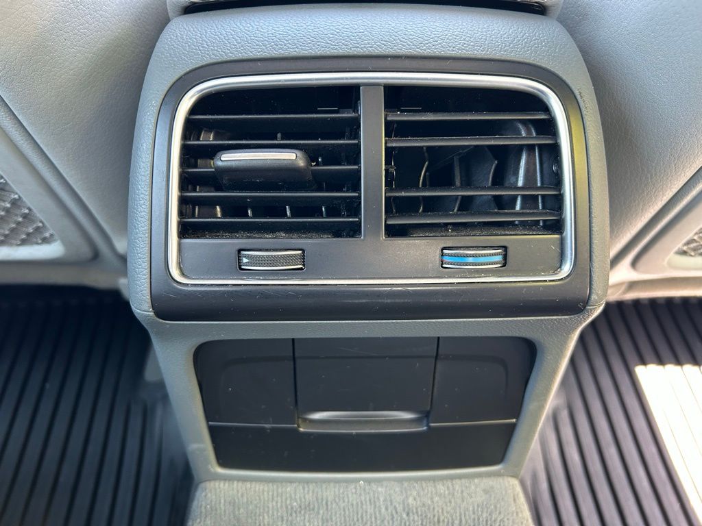 2015 Audi A4 Premium 31