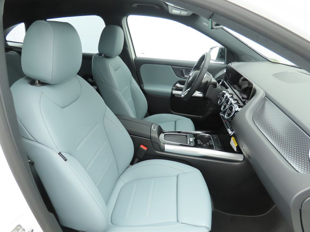 Thumbnail: 2026 Mercedes-Benz GLA - 20