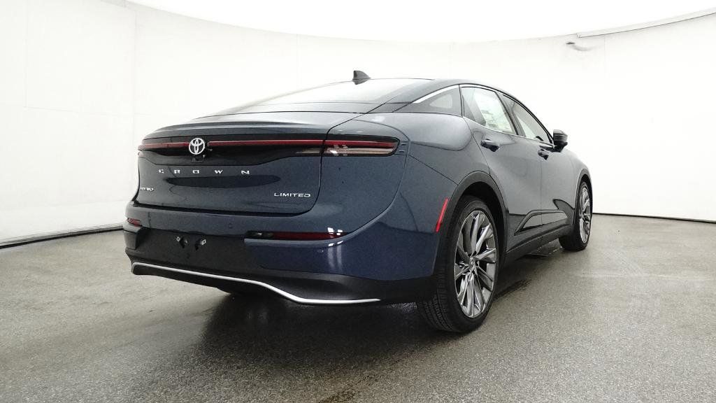 Thumbnail: 2026 Toyota Crown - 31