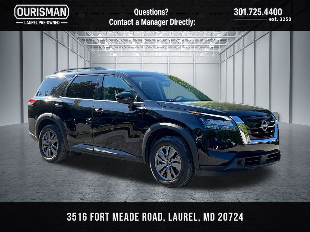 2025 Nissan Pathfinder SV FWD