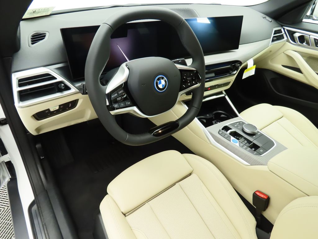 2025 BMW i4 eDrive40 9