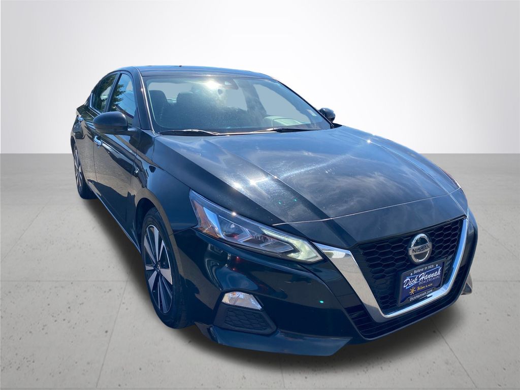 2021 Nissan Altima 2.5 SV