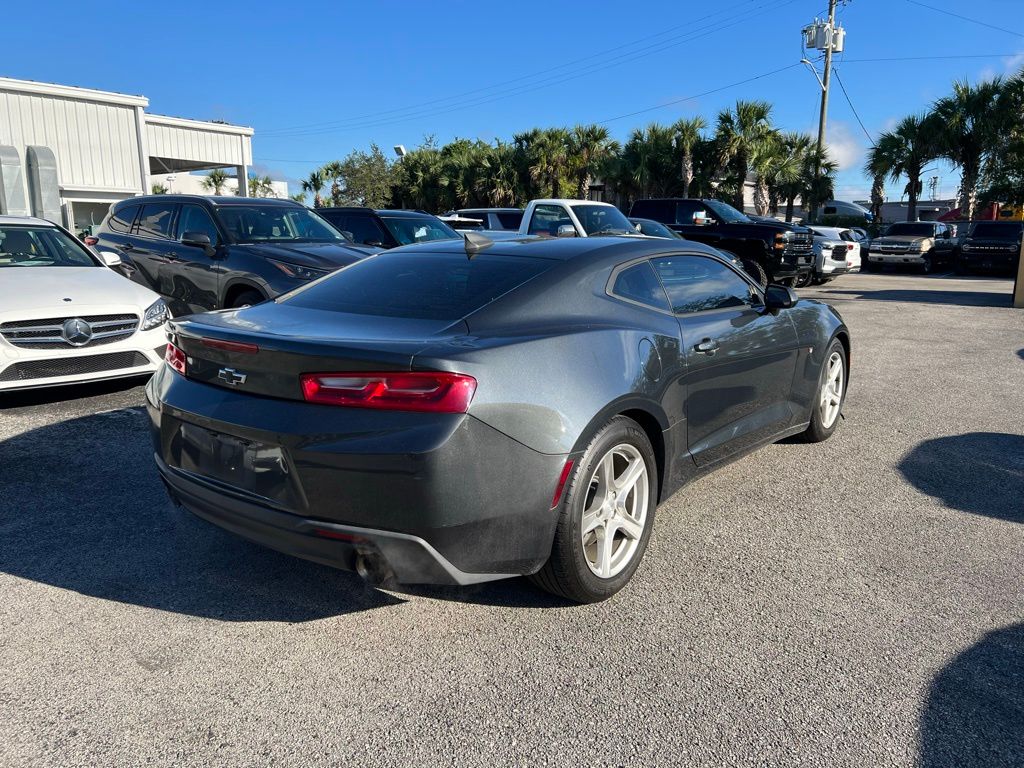 2018 Chevrolet Camaro 1LT 4