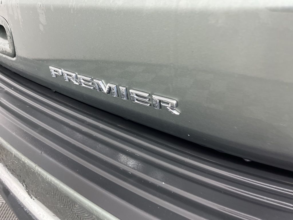 Thumbnail: 2023 Chevrolet Tahoe - 4