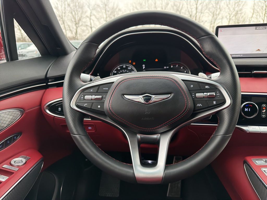 Thumbnail: 2025 Genesis GV70 - 13