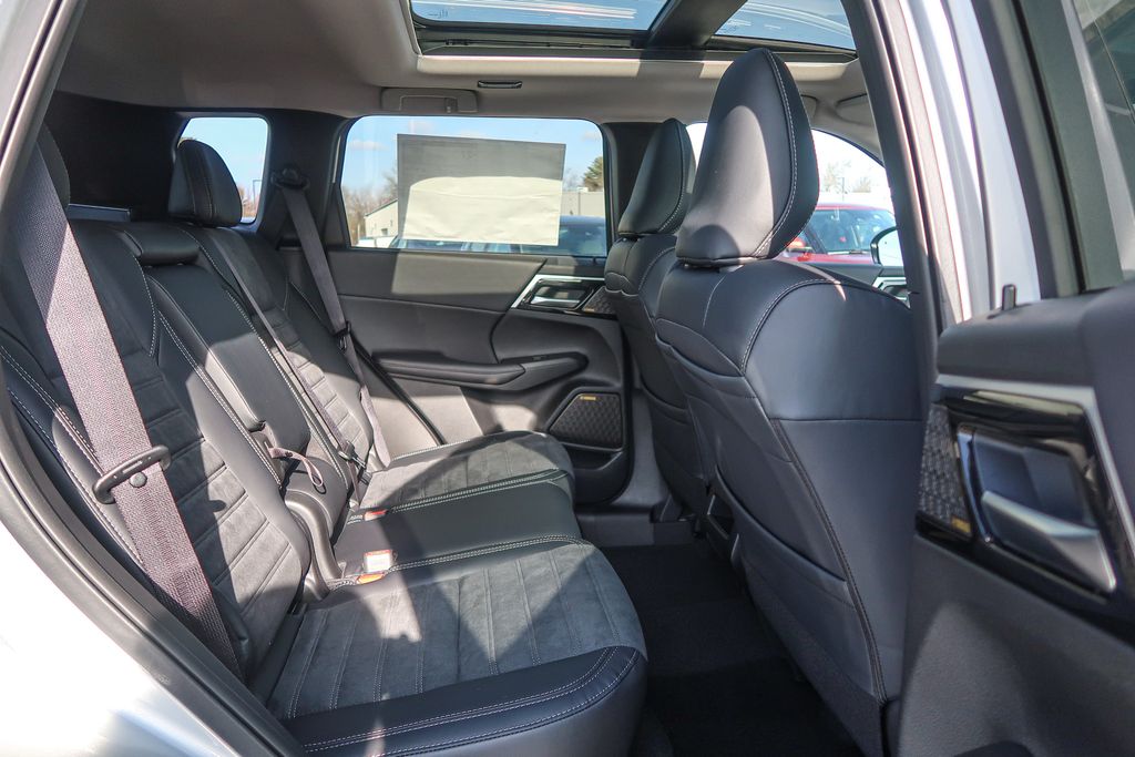 2026 Mitsubishi Outlander SE 2.5 S-AWC