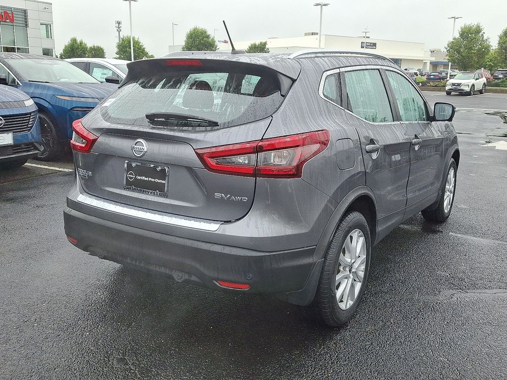 2022 Nissan Rogue Sport SV 6