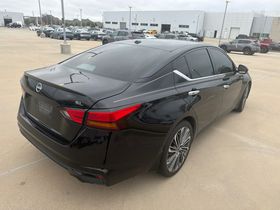 2024 Nissan Altima 2.5 SL FWD