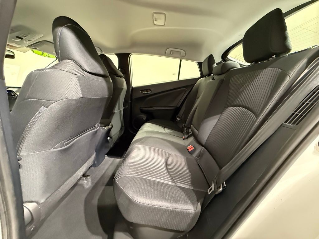 Thumbnail: 2021 Toyota Prius Prime - 19