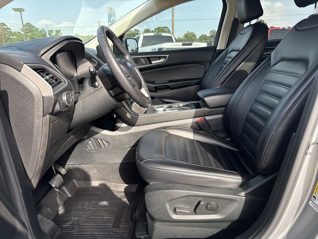 2022 Ford Edge SEL Silver at Martin Chrysler Dodge Jeep Ram