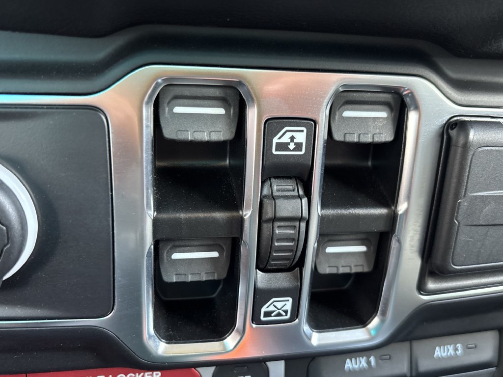 Used 2024 Jeep Wrangler SUV