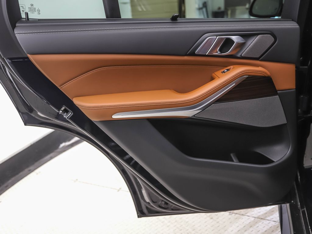 Thumbnail: 2026 BMW X5 - 20