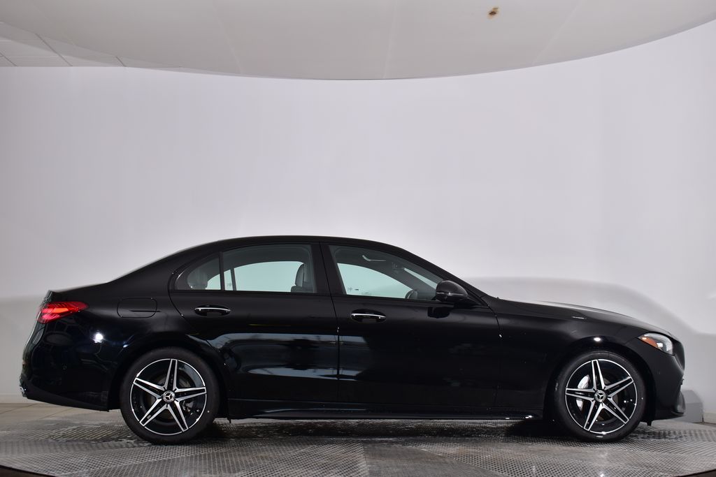 Thumbnail: 2025 Mercedes-Benz C-Class - 6