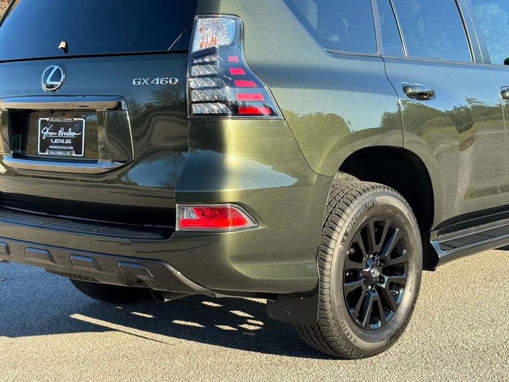 2023 Lexus GX 460 16