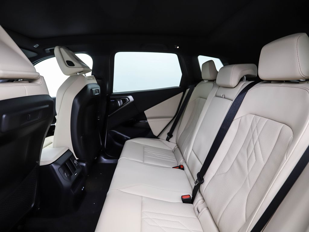 Thumbnail: 2026 BMW X3 - 22