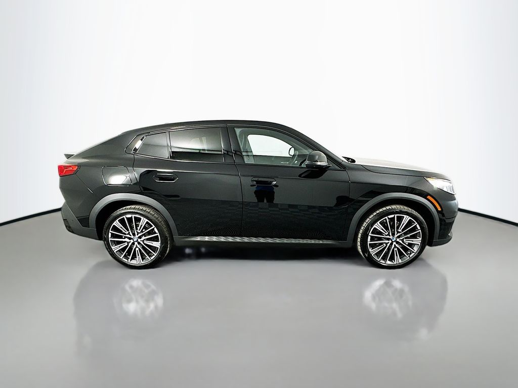 Thumbnail: 2026 BMW X2 - 4