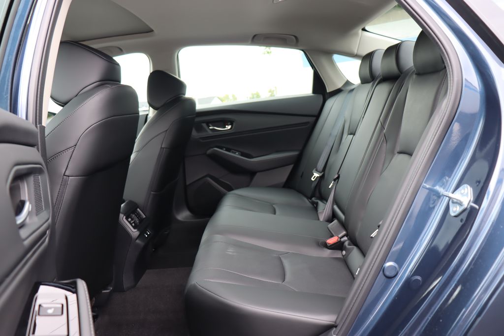 2025 Honda Accord Touring 12