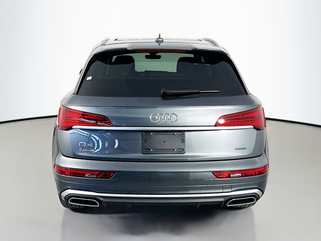 AudiQ56