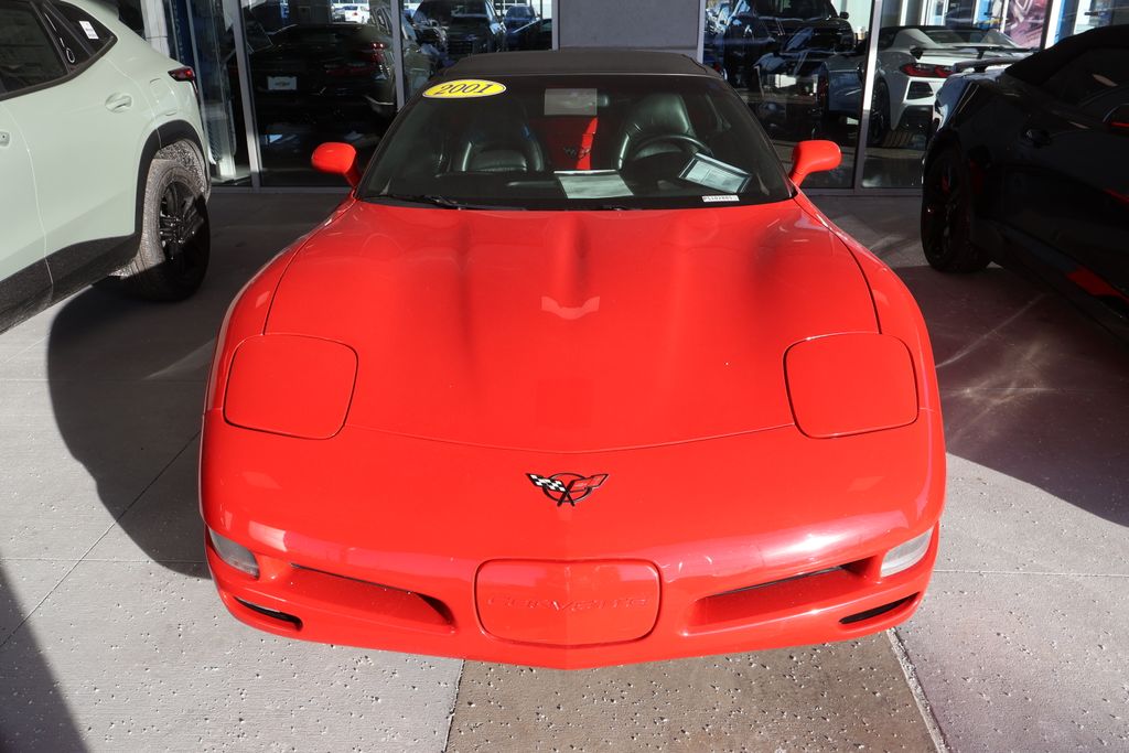 Thumbnail: 2001 Chevrolet Corvette - 2