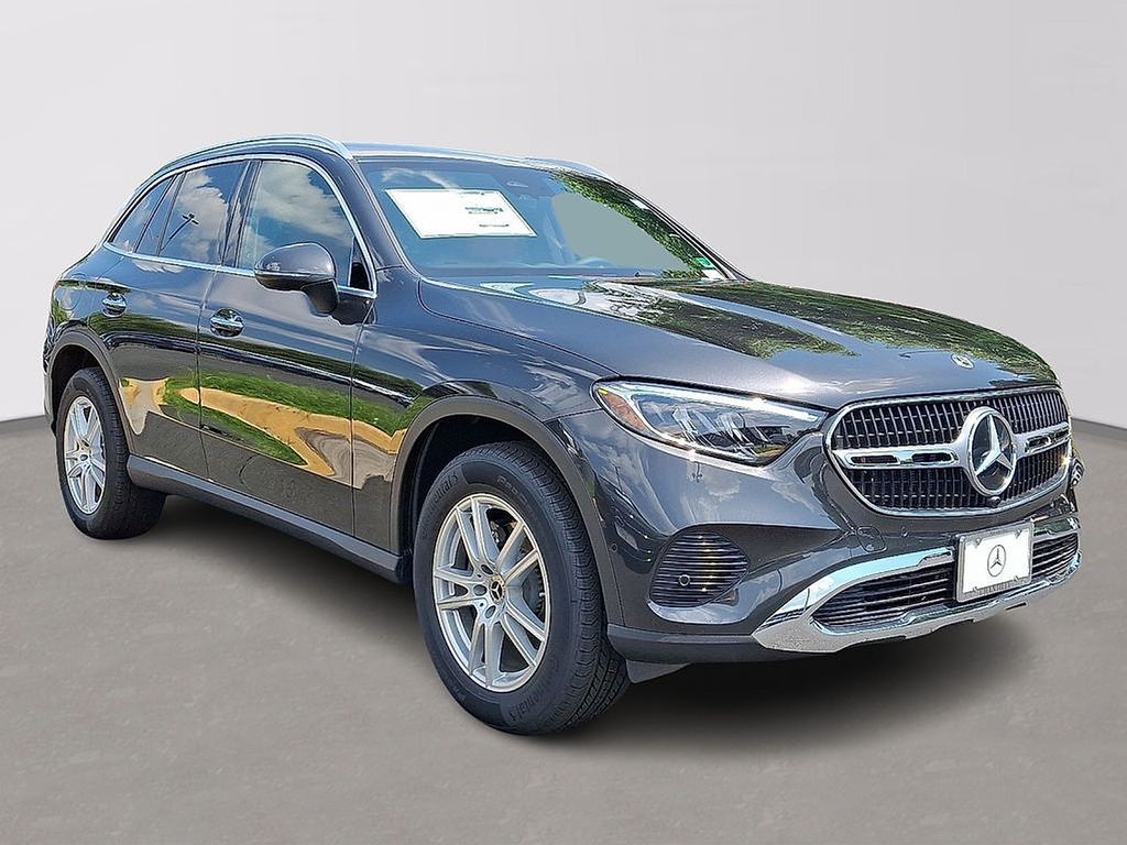 Thumbnail: 2025 Mercedes-Benz GLC - 2