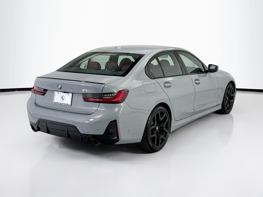 Thumbnail: 2026 BMW 3 Series - 5