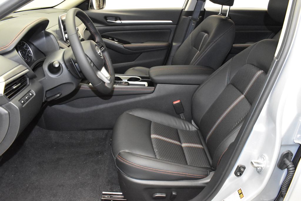 Thumbnail: 2025 Nissan Altima - 12